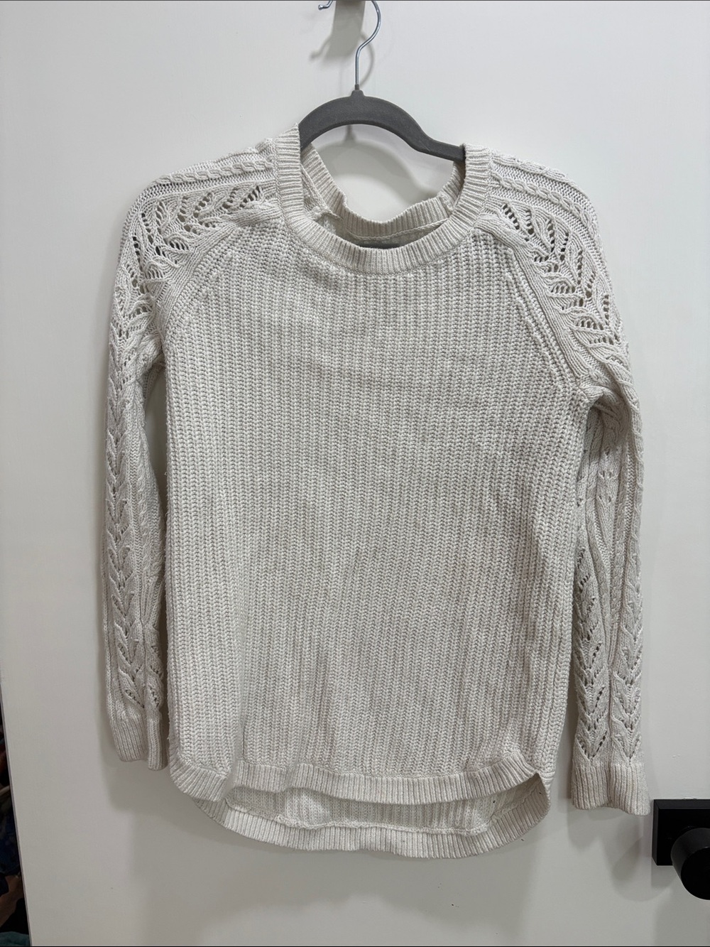 LOFT Cream Crewneck Sweater with Lace-Detail Raglan Sleeves